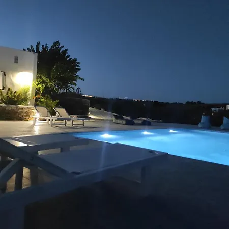 Feriehus Andria's Chrisi Akti (Paros)