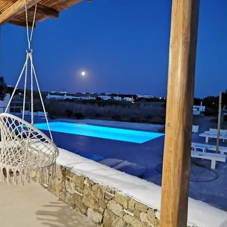 Feriehus Andria's Chrisi Akti (Paros)