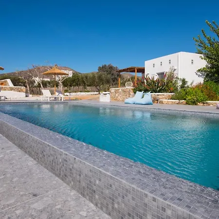 Andria's * Chrisi Akti (Paros)