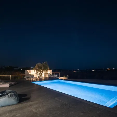 Andria's Chrisi Akti (Paros)