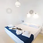 Andria's Tatil Evi Chrisi Akti (Paros)