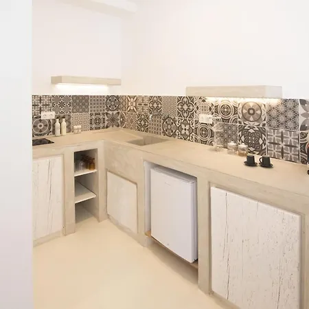 Andria's * Chrisi Akti (Paros)