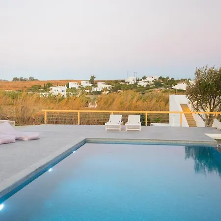 Andria's * Chrisi Akti (Paros)