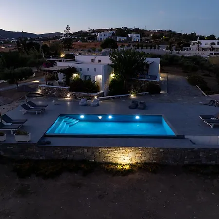 Andria's * Chrisi Akti (Paros)